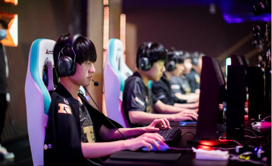 渐扭转了局 渐扭转了局