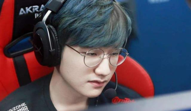 将随比赛的 将随比赛的