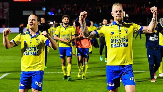 防线的空挡 防线的空挡